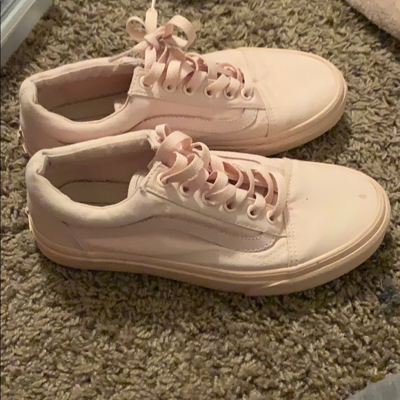 Vans - Picture 2 of 4